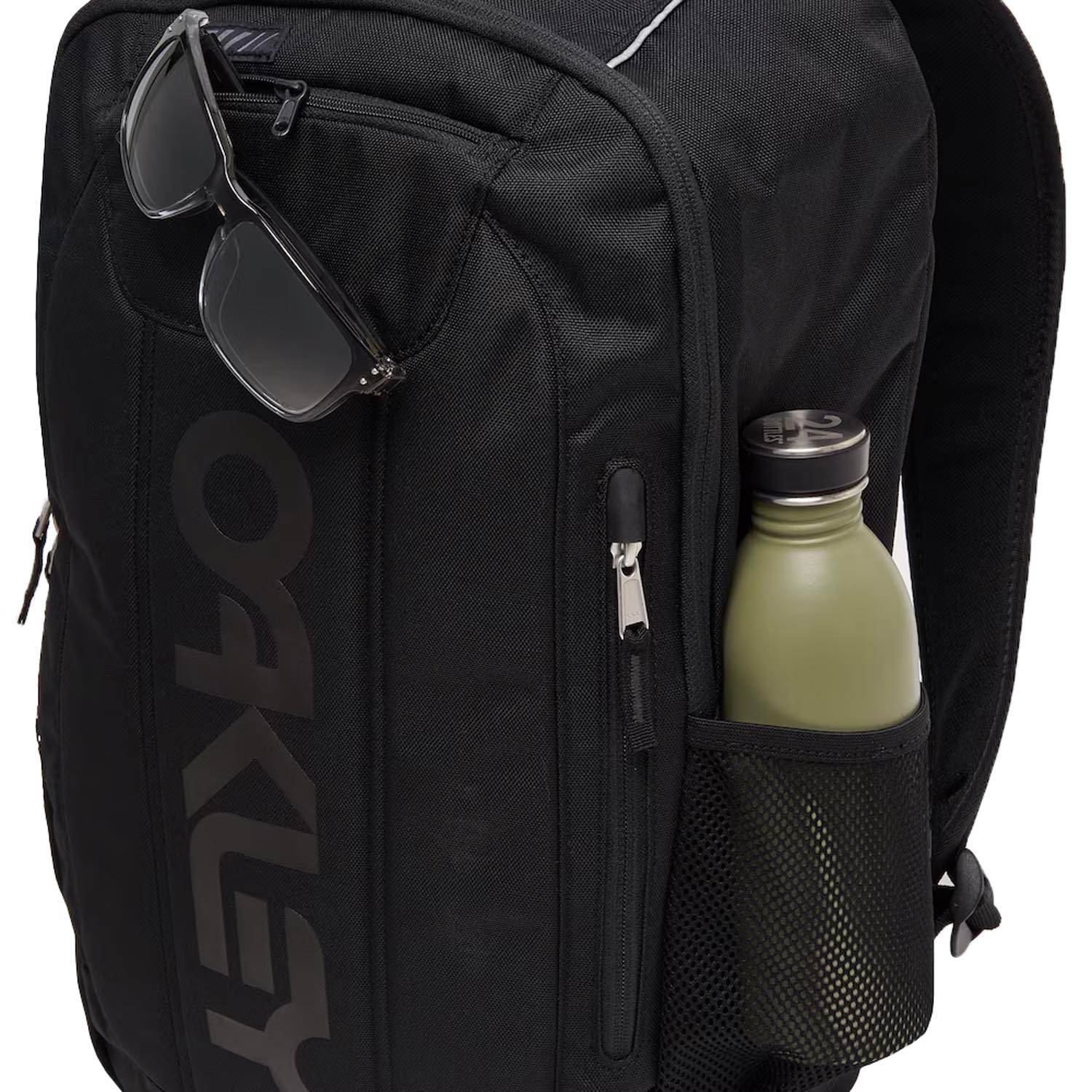 Oakley Enduro 3.0 Backpack - Thumbnail 2