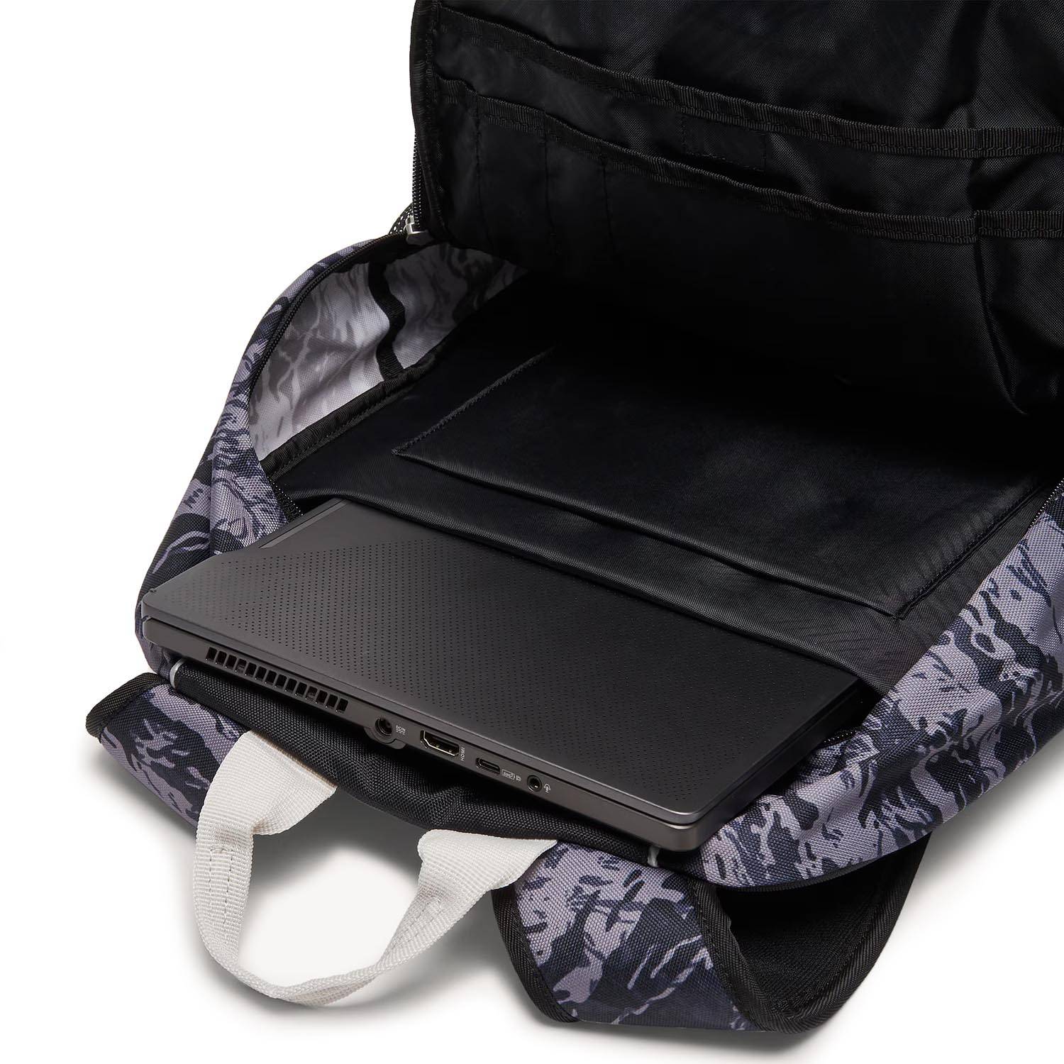 Oakley Enduro 20L 3.0 Pack | Tactical Bags