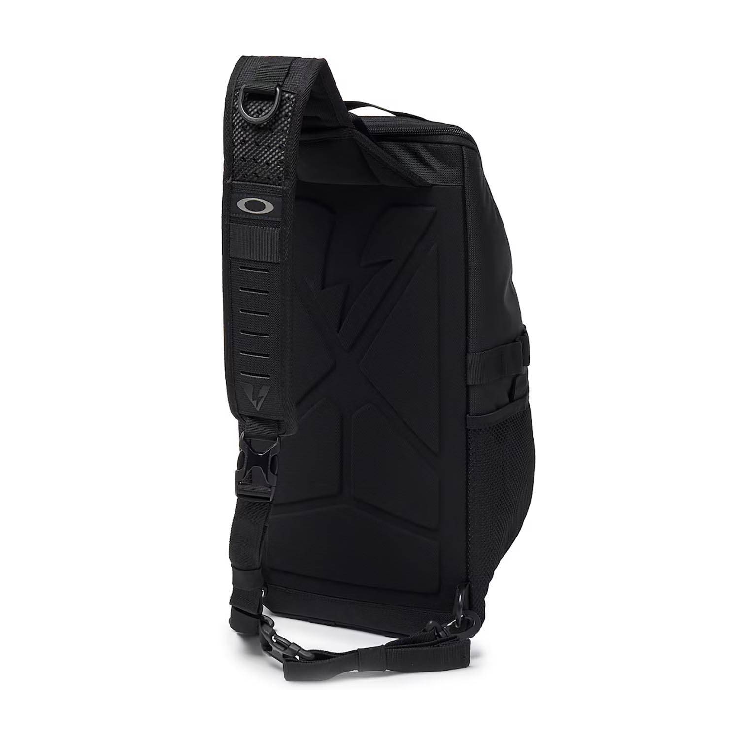 Oakley Extractor Sling Pack | Tactical Bags