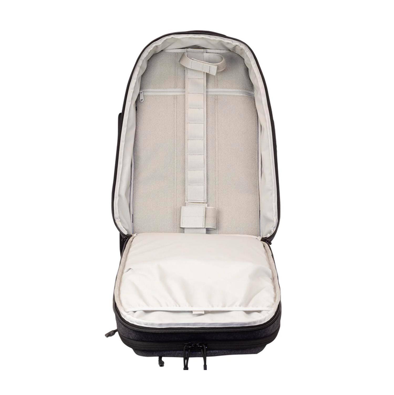 buy lauren ralph lauren dryden flap leather backpack Polo Ralph Lauren Black Smooth Leather Backpack