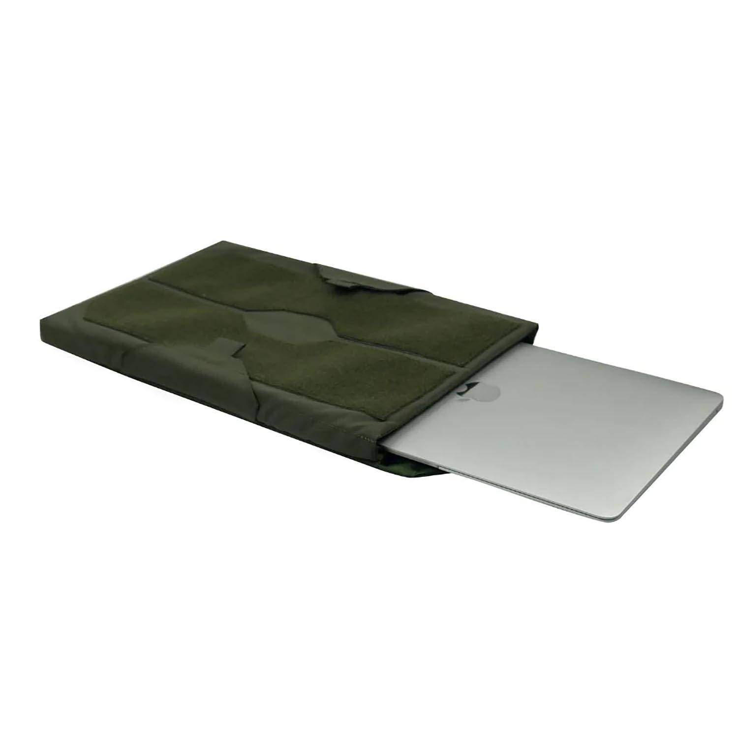 AGILITE 14.5" PADDED LAPTOP SLEEVE IN RANGER GREEN
