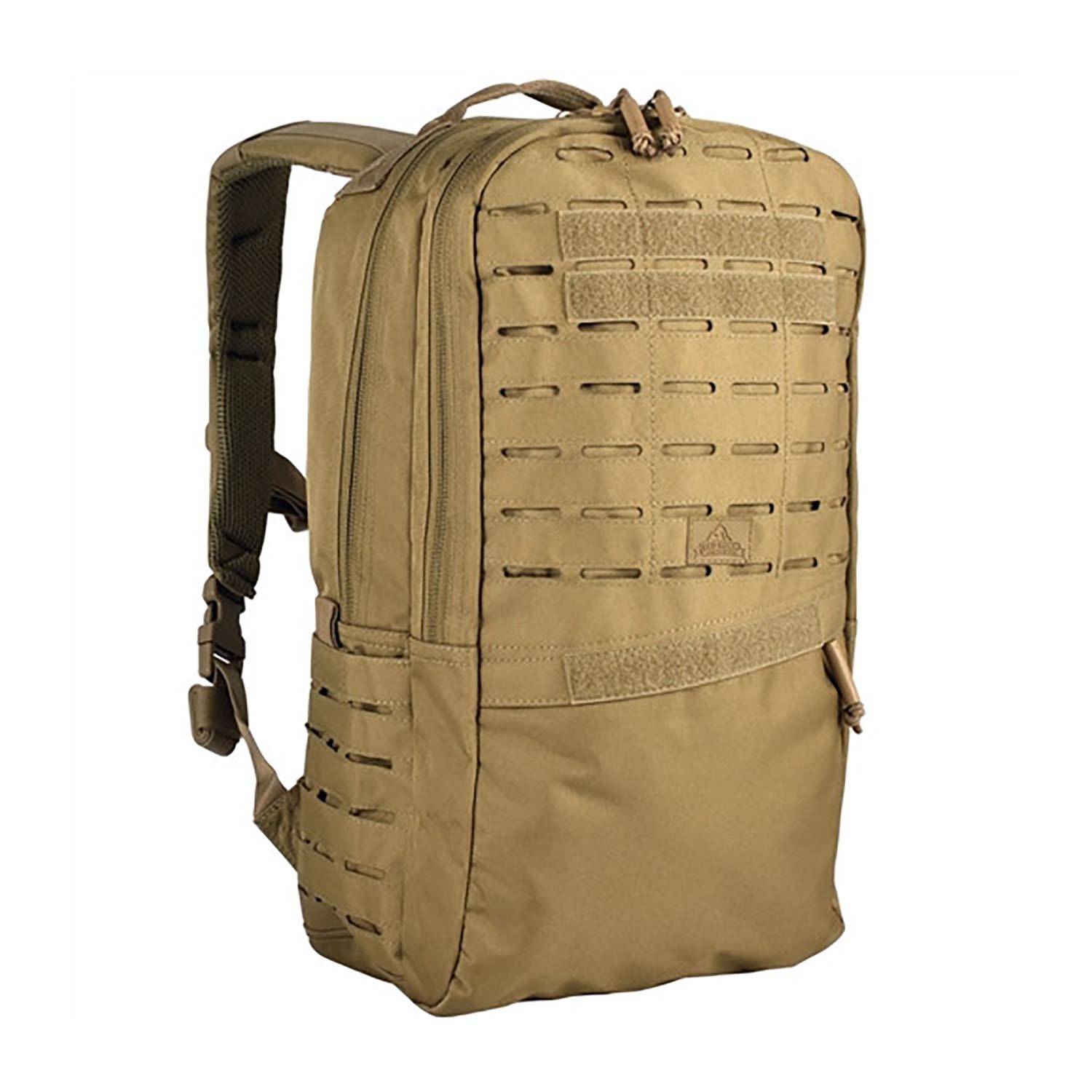 RED ROCK OUTDOOR GEAR DEFENDER PACK