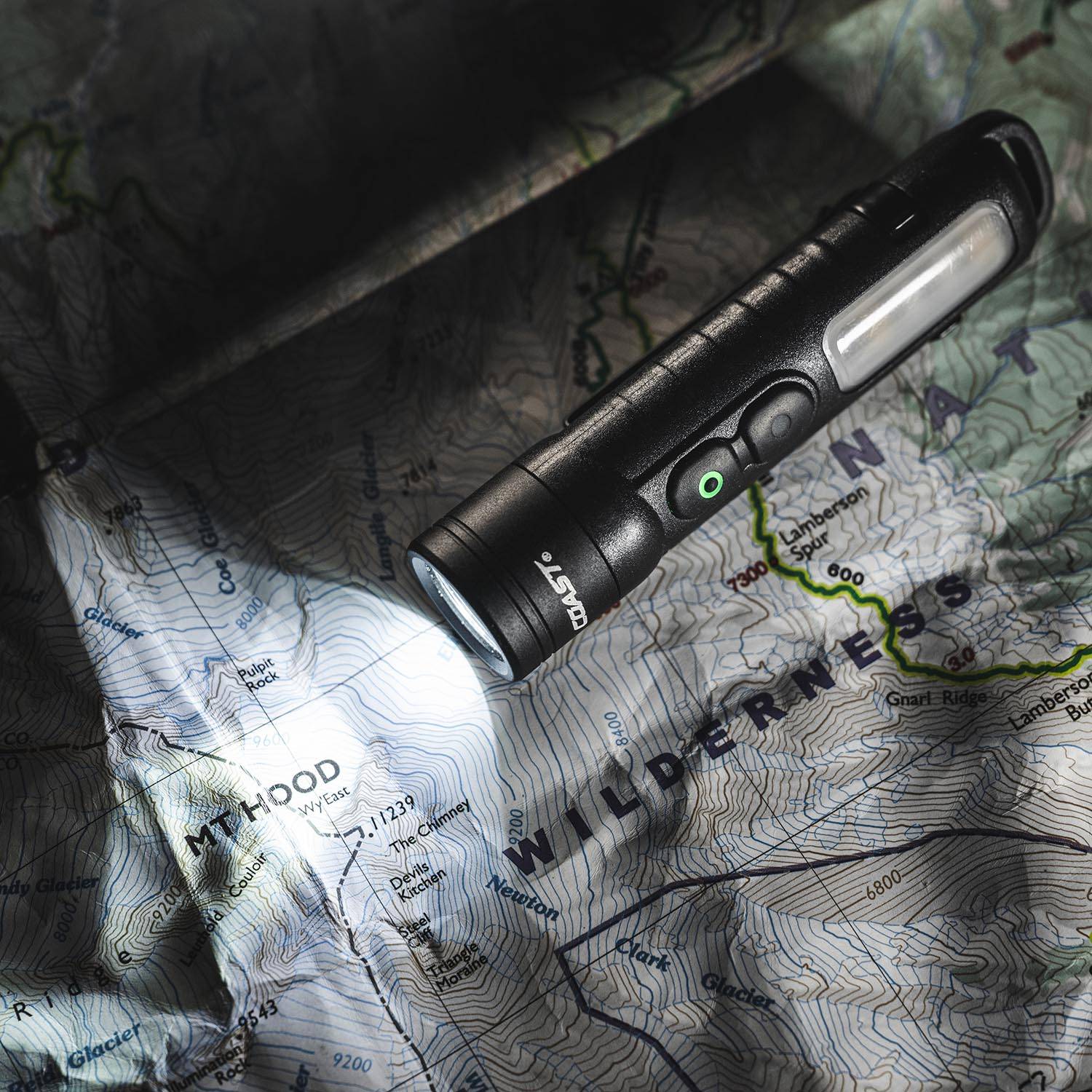 Coast KL35R Rechargeable Light w/ Red Light | U.S. Patriot