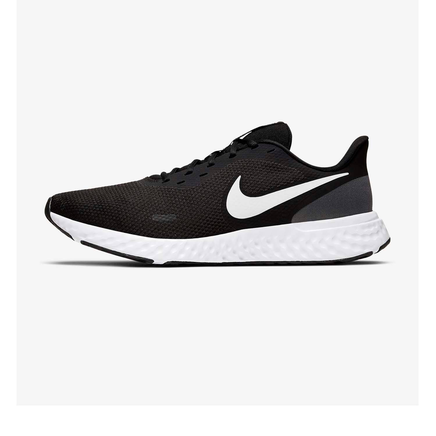 NIKE MEN'S REVOLUTION 5 RUNNING SHOE