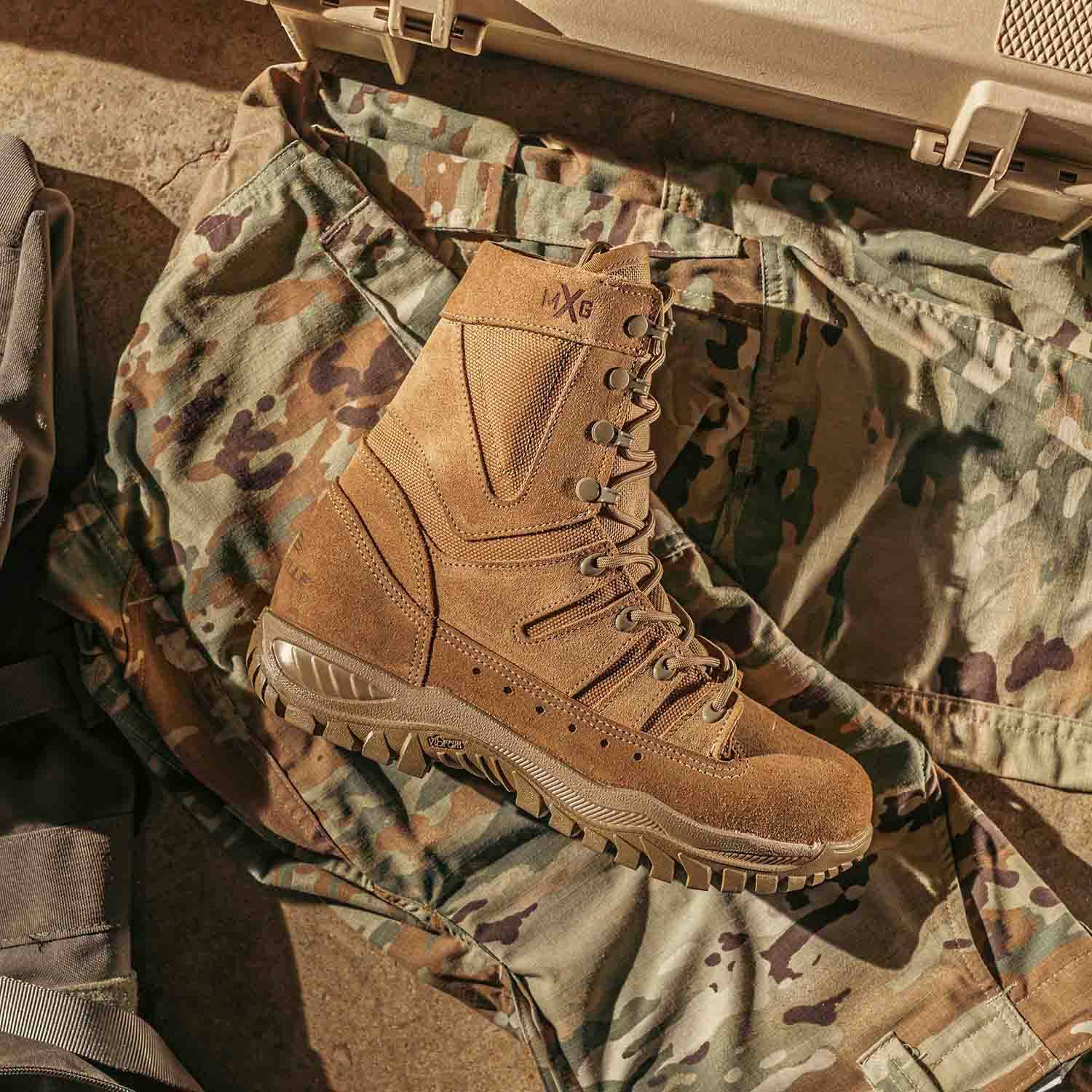 Belleville Flyweight MXG Steel Toe Boots | US Patriot