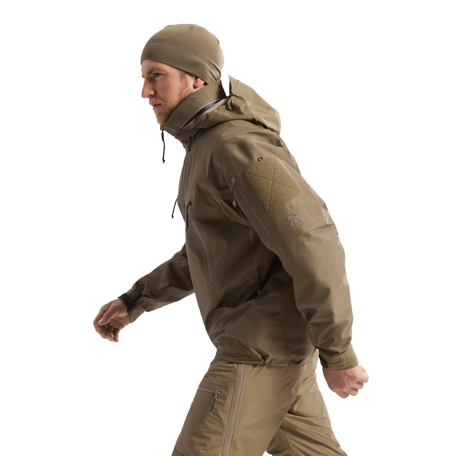 Arc'teryx LEAF Men's Alpha Jacket Gen 2.2 | US Patriot