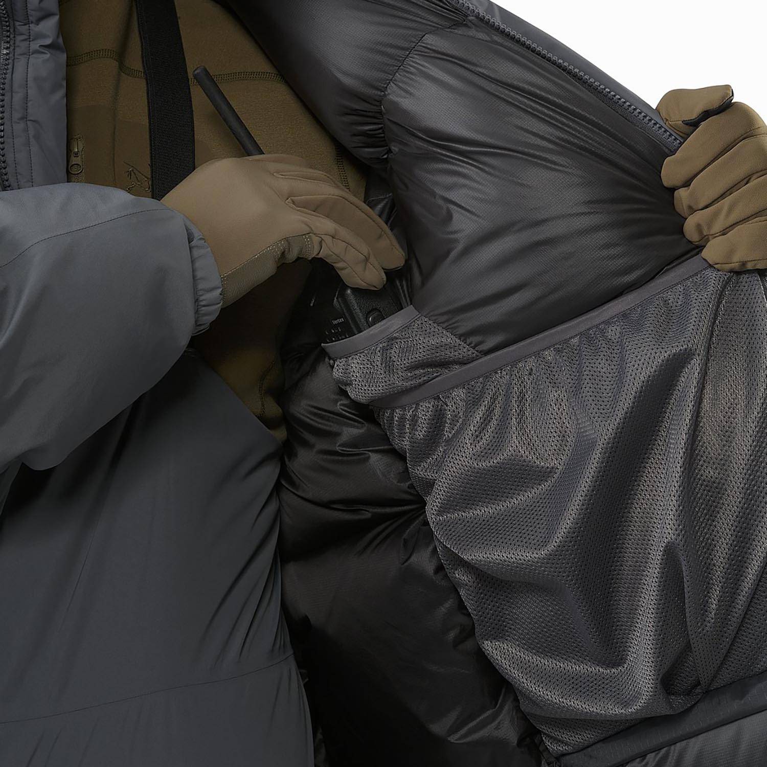 Arc'teryx LEAF Men's Cold WX Parka SVX | U.S. Patriot