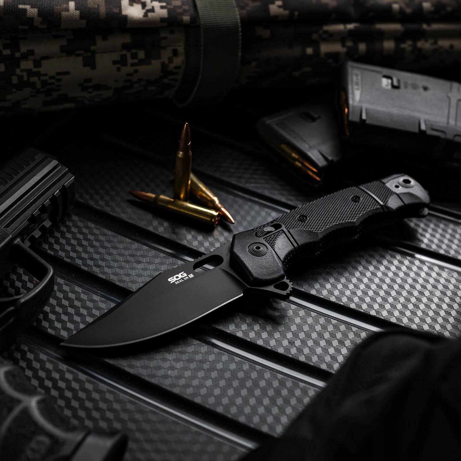 SOG Seal XR Ti Folding Knife | US Patriot