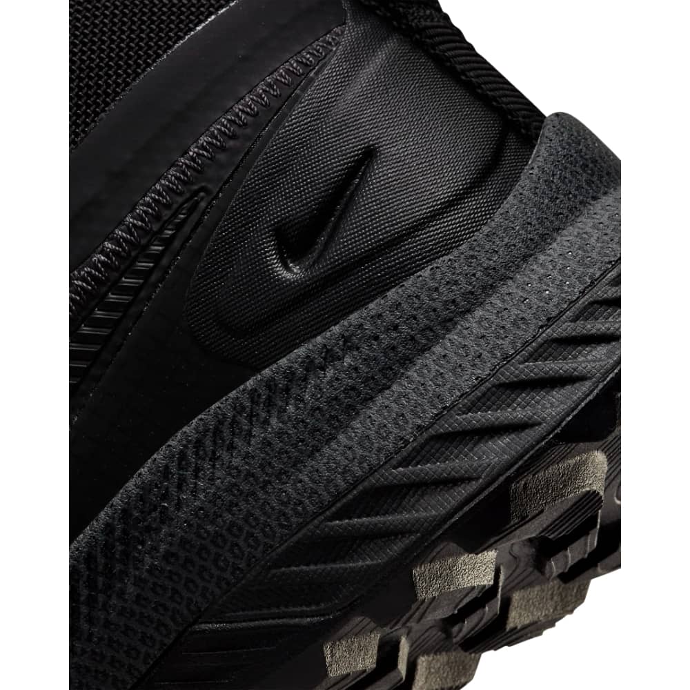 nike react sfb carbon on feet